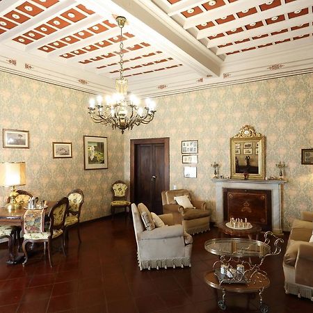 Апартаменты Palazzo Febei Орвието Экстерьер фото